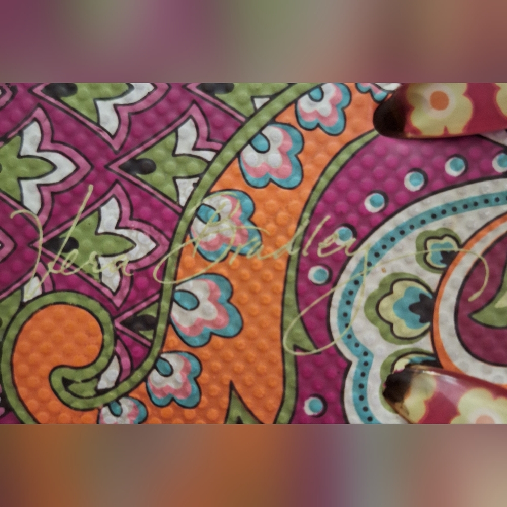 5-6 womens Vera Bradley flip flops - Picture 8 of 9